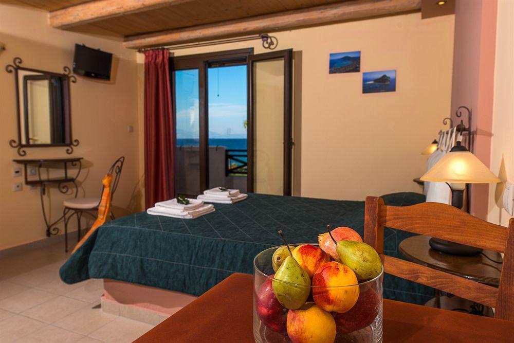 Zante Village Hotel Аліканас Екстер'єр фото